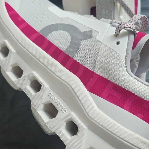 On Cloudmonster Women's Sneakers, Size 7.5, Retail $170.00 USD, Ivory/Grenadine